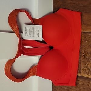 VSX Sport showtime by Victoria's Secret